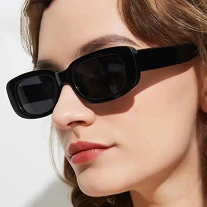 UV400 Sunglasses Black Plastic Mirror Coated