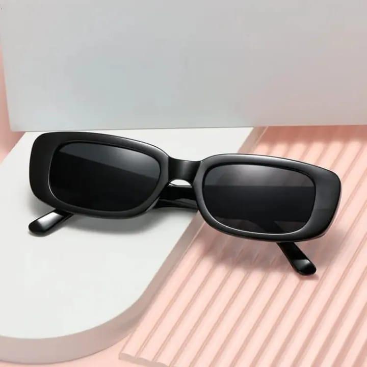 UV400 Sunglasses Black Plastic Mirror Coated
